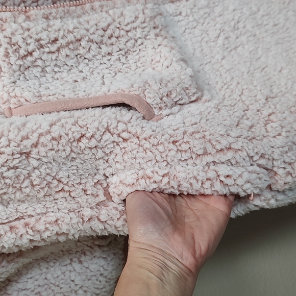 Victoria's Secret PINK Sherpa Hooded Onsie - Picture 8 of 10